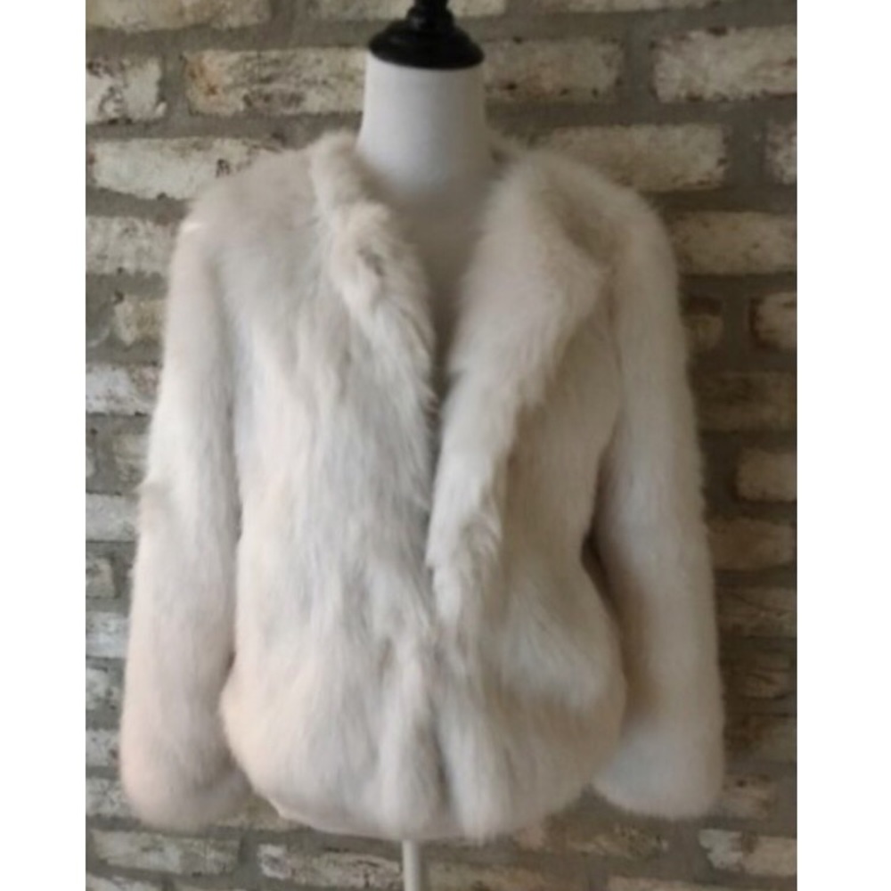 NWT! Philanthropy faux white fur jacket